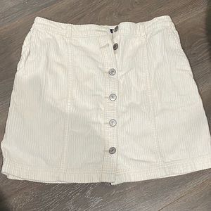 ABERCROMBIE & FITCH corduroy skirt size SMALL